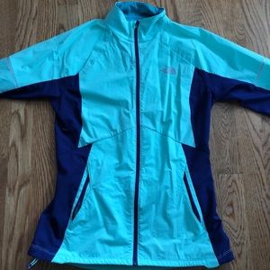 North face wind breaker